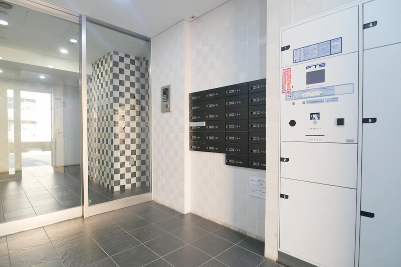 PREMIUM　CUBE　横浜反町5階 外観