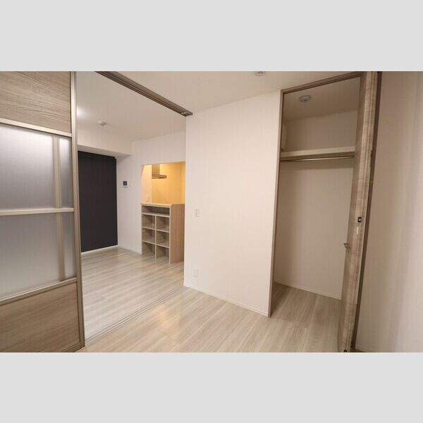 クエル106号室 洋室