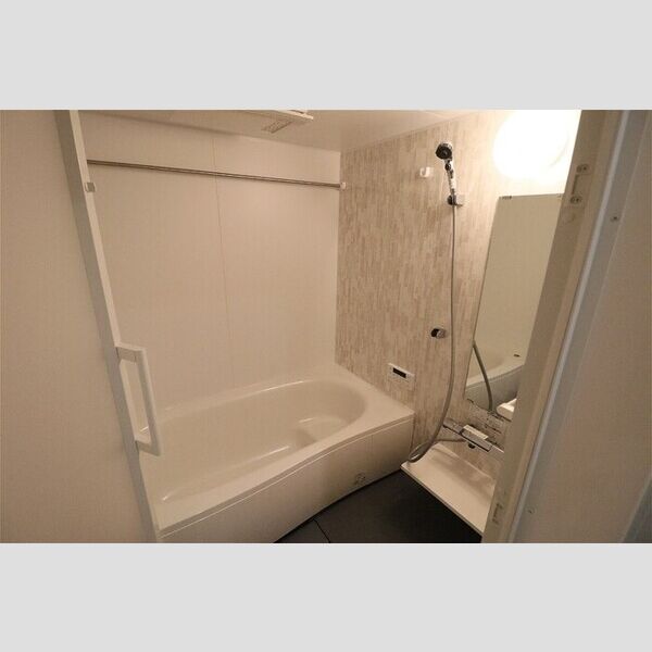 D-KISARIA　EⅠ205号室 浴室