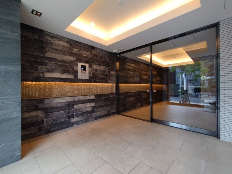 クレイシア赤羽2階 エントランス