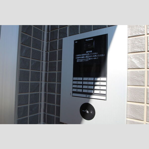 Jean　Fillioux(ジャン　フィーユ) エントランスはオートロック!