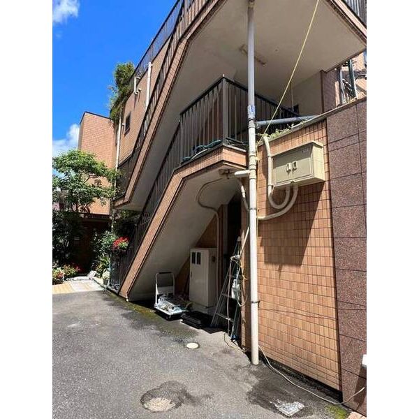 カーサ・コモド0107号室 外観