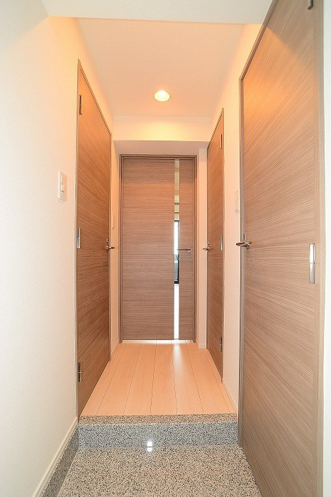 アジールコフレ中野坂上 玄関