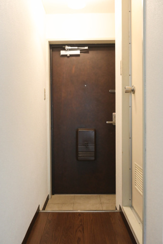 スカイコート新川崎 ※同タイプ参考写真