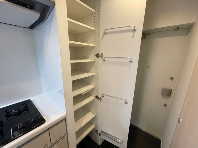 アジールコート池上101号室 収納