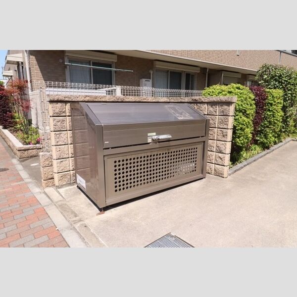 フェアレーンアネックス 敷地内ゴミBOX