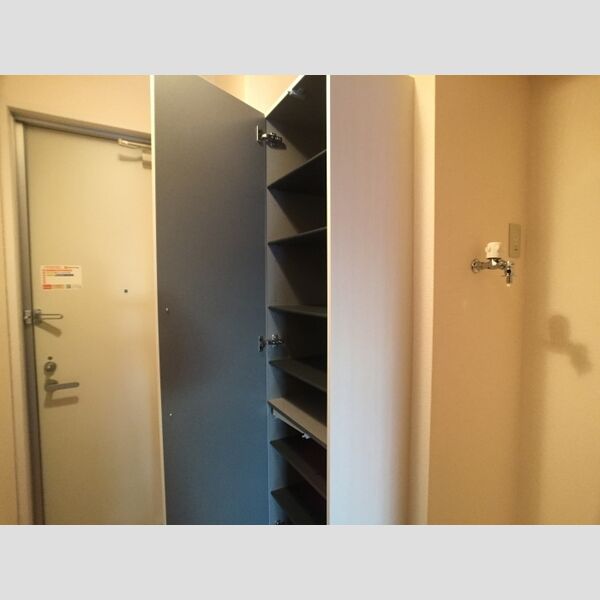 中根ヒルズ シューズボックス