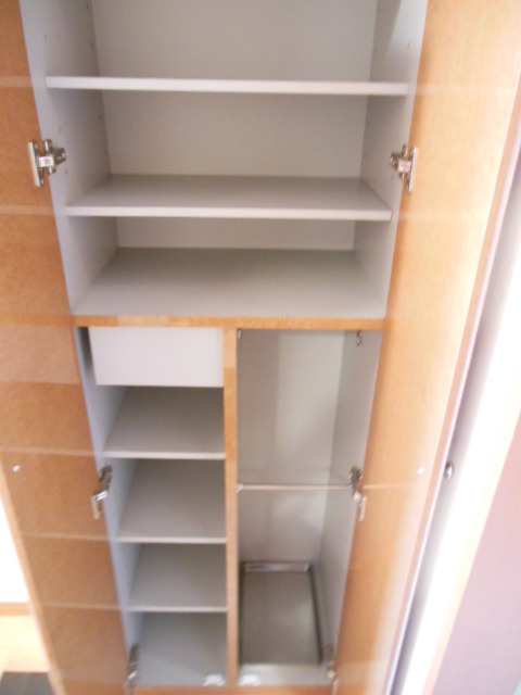 グランド・ガーラ幡ヶ谷East 収納