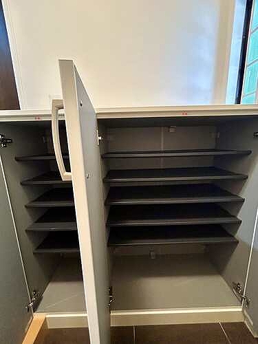 ライオンズガーデン船橋薬園台 シューズクローゼット