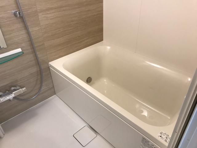 ブルックビルガーデンズⅢ バス