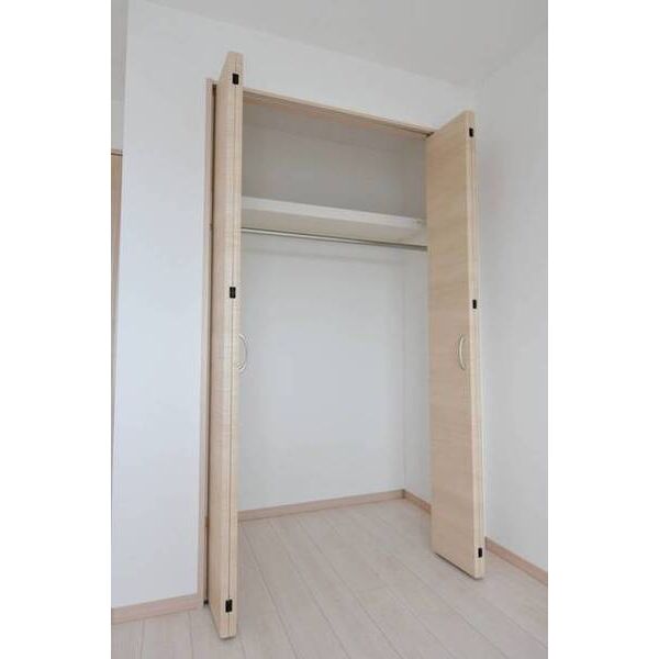 セレーヌ　コーポ若菜0102号室 同建物別部屋の参考画像