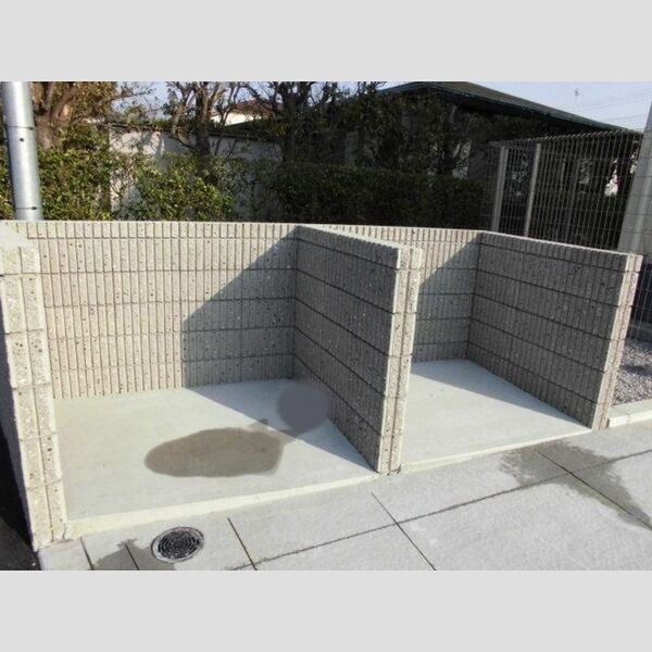 アクシスハイツ203号室 ゴミ集積所