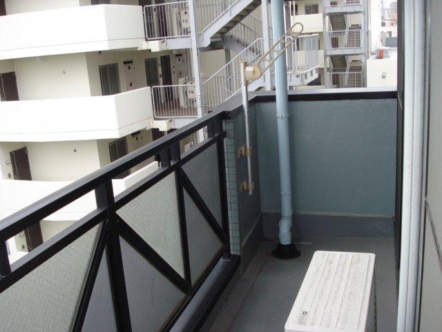 アメニティプレイス00401号室 ベランダ