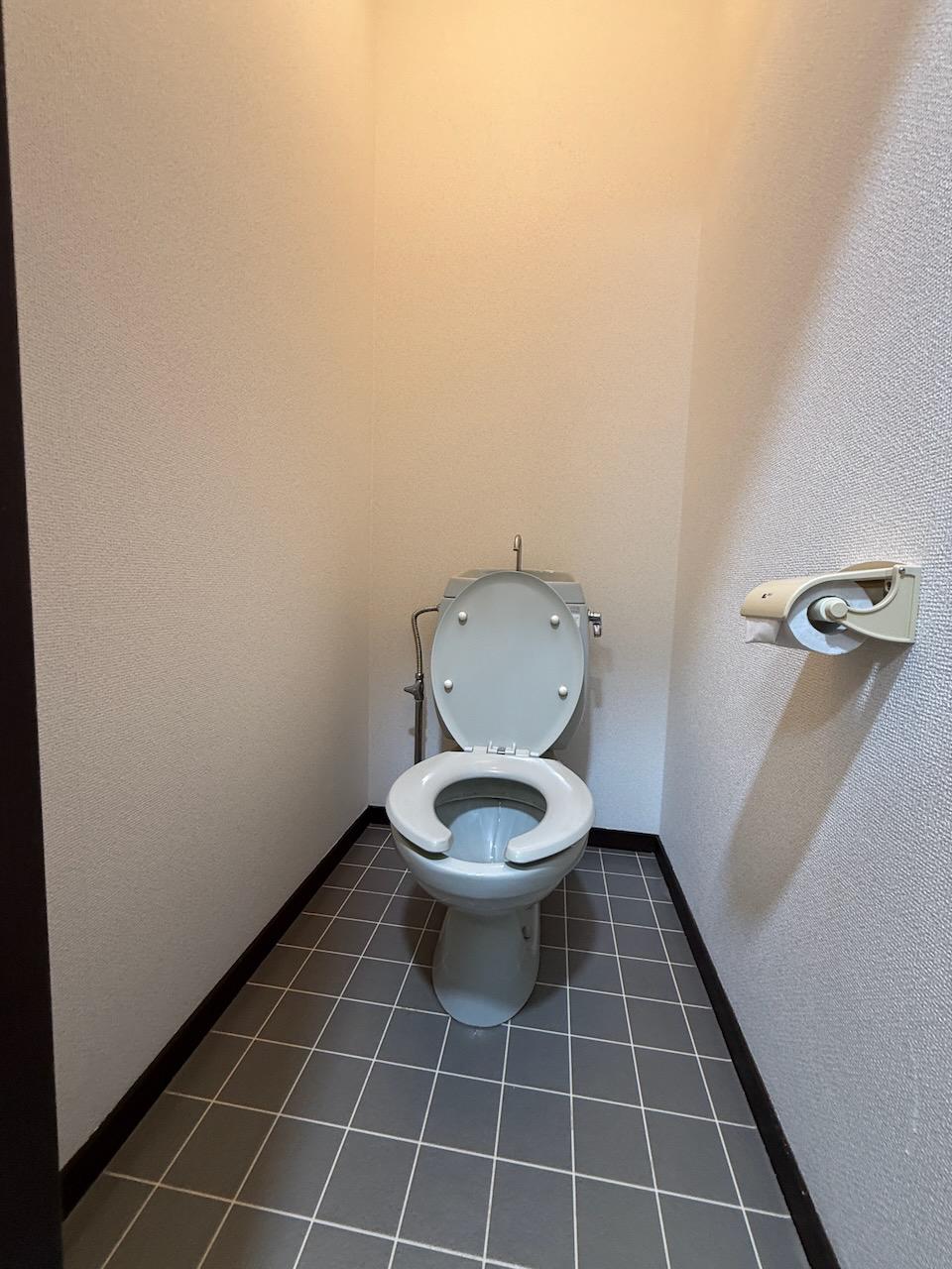 サンシティ新倉 トイレ