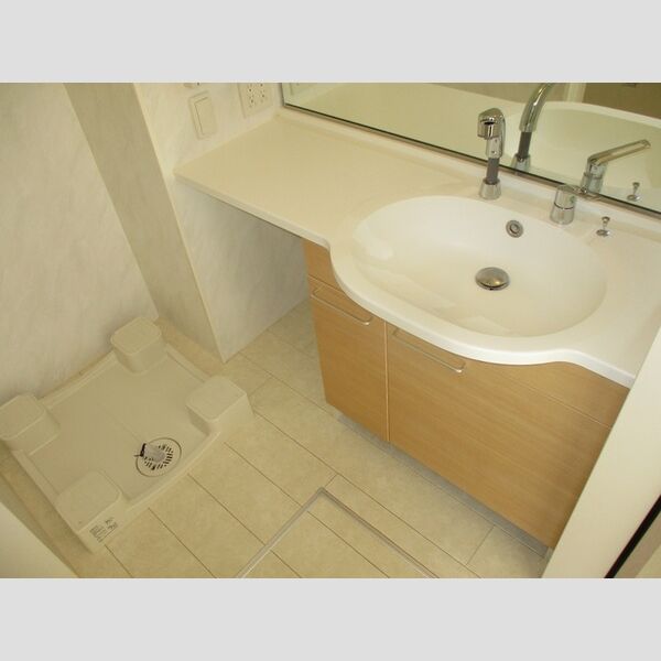 チェリーハイム　B棟 洗髪洗面化粧台、室内洗濯機置場