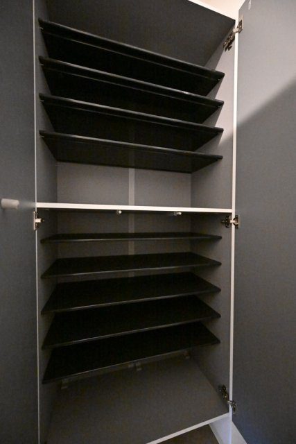 フェリデンシア御嶽山4階 靴入