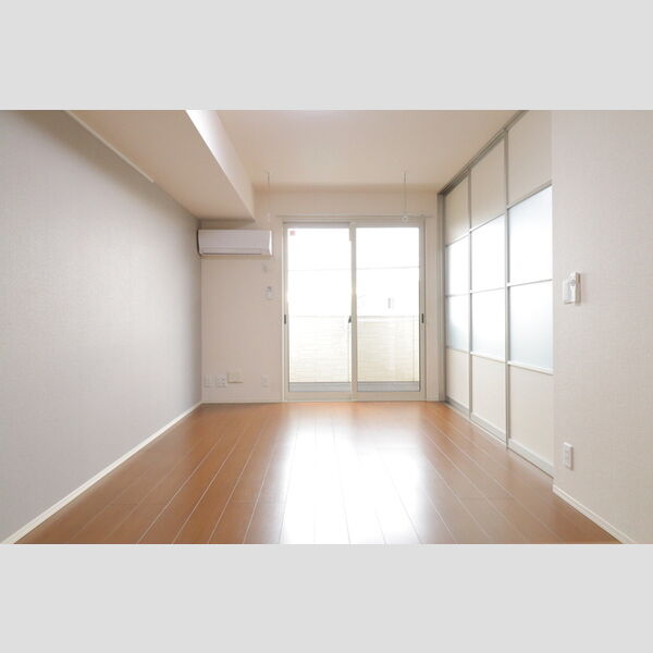 イルソーレ吉川美南　ヴェルデ リビング