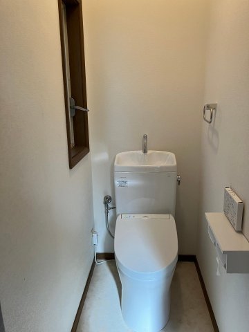 横浜市戸塚区柏尾町戸建 トイレ