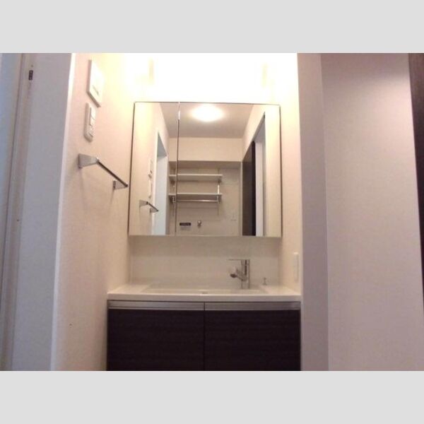 SEJOUR YOSHIOKA 洗髪洗面化粧台