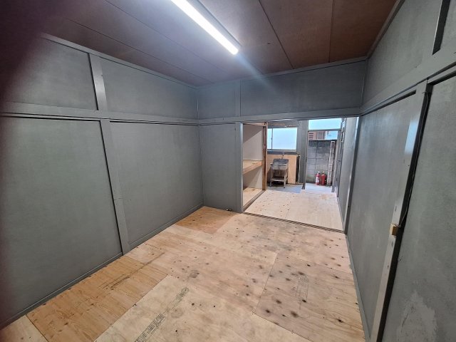 岩﨑荘102号室 内観