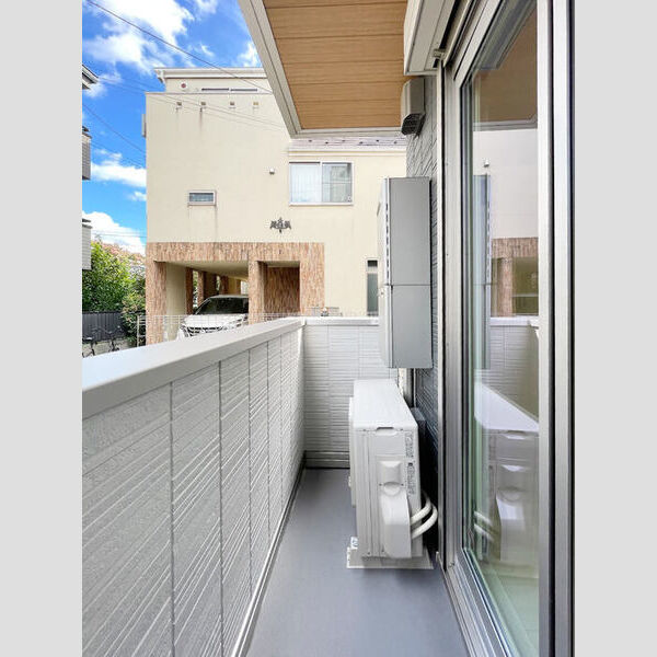 ルリアン中村 テラス