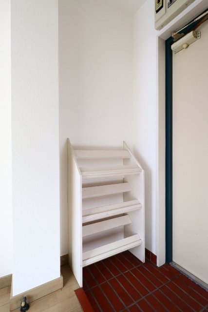 サンフレンズ経堂3階 靴入