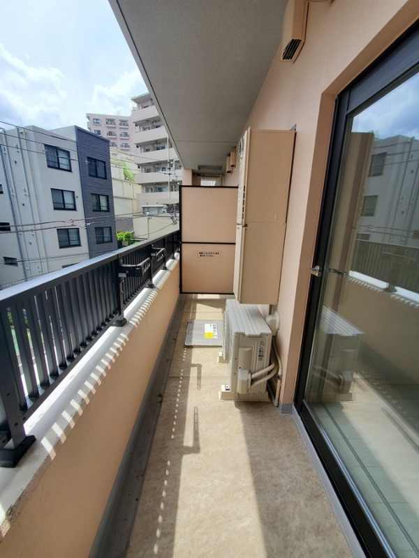 maison chrolo3階 バルコニー