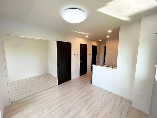 ルナフォーリア201号室 リビング