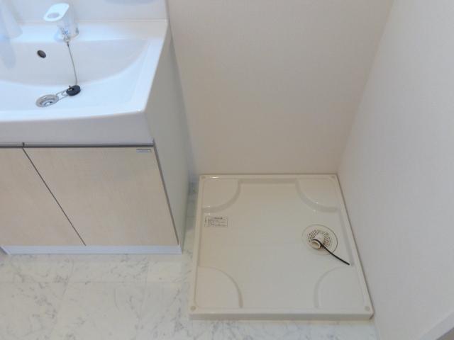 サン　メゾンＢ102号室 洗濯機置場