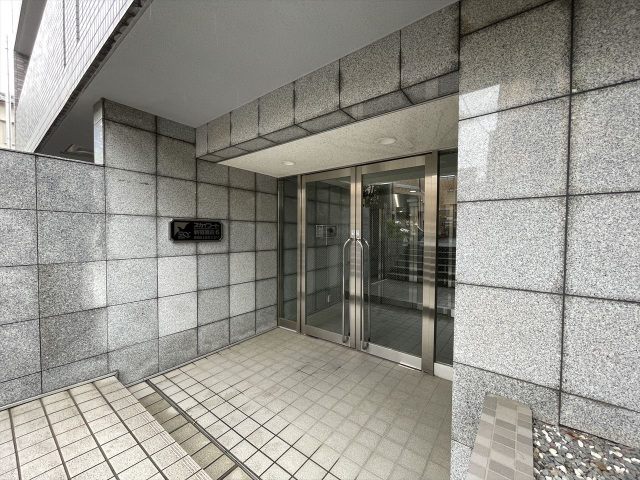 スカイコート新宿落合第6319号室 エントランス