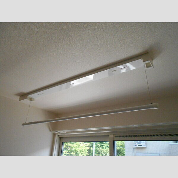 エレガンテ　A202号室 室内物干し