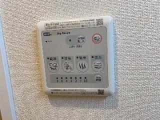 マノワールⅢ201号室 浴室乾燥機