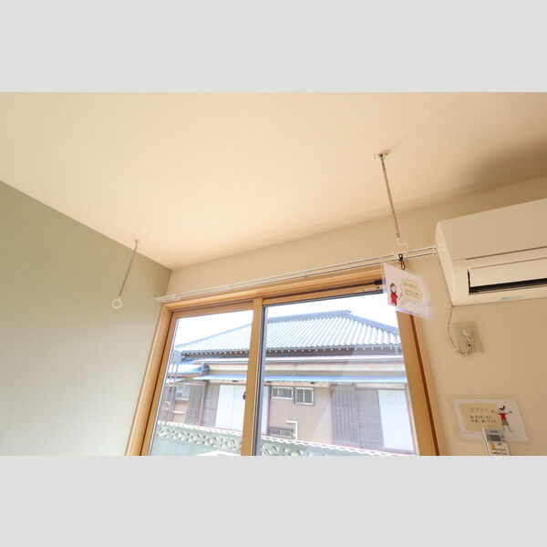 ヴィラ・グランメール108号室 室内物干し