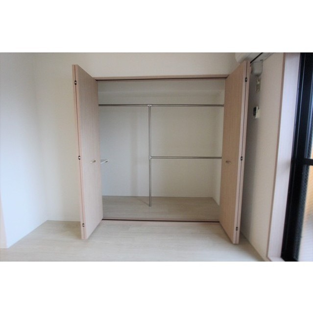 ロワジール204号室 内観