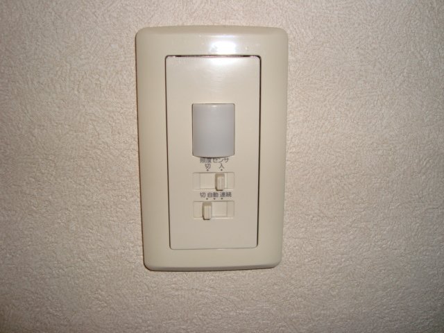 エバーシャインＳＯＧＡ202号室 人感センサー