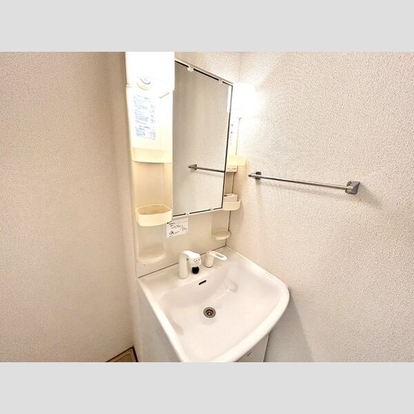 ロイヤルヒルズJ 洗面所