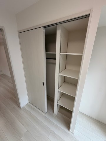 ガーラ・パークサイド亀戸3階 大きなスペースがあり、収納には困りません