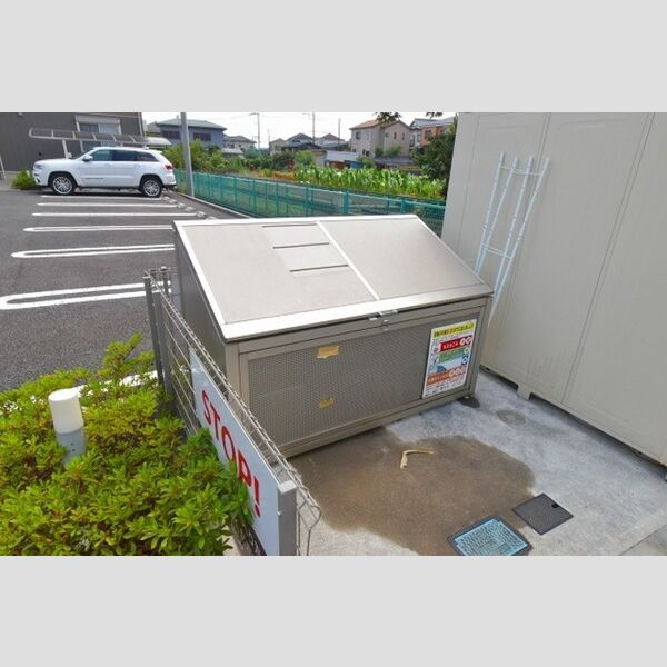 ショコラコート　Ⅱ ダストボックス