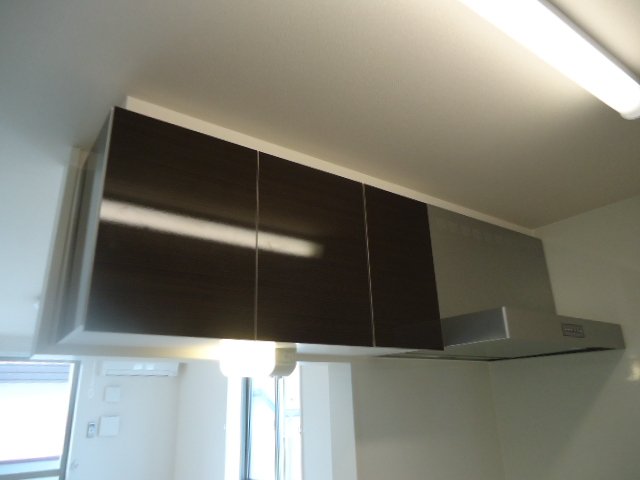 Ｍｉｌｄ　Ｓｐｒｉｎｇｓ（マイルドスプリングス） キッチン上収納（イメージ）