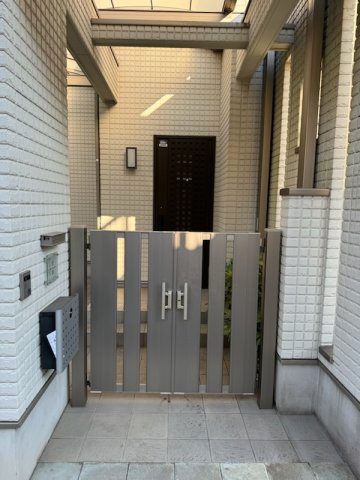 玉川上水戸建 エントランス