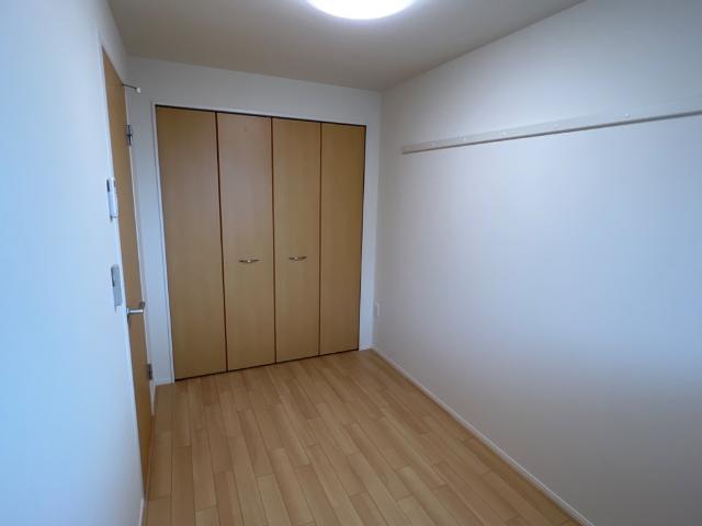 Eternal J（エターナル　ジェイ）205号室 洋室