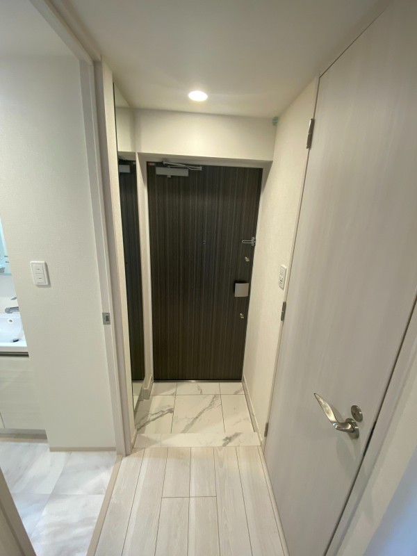 クレイシアIDZ三田7階 玄関