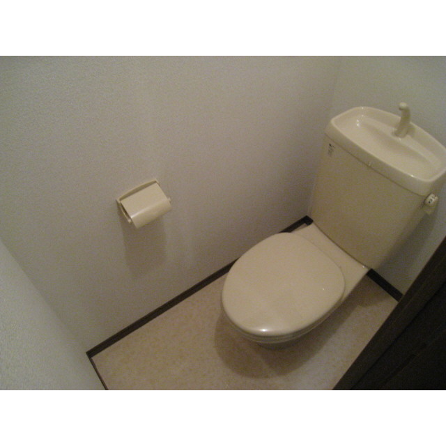 アムール ハルディーン ディ パライソ202号室 内観