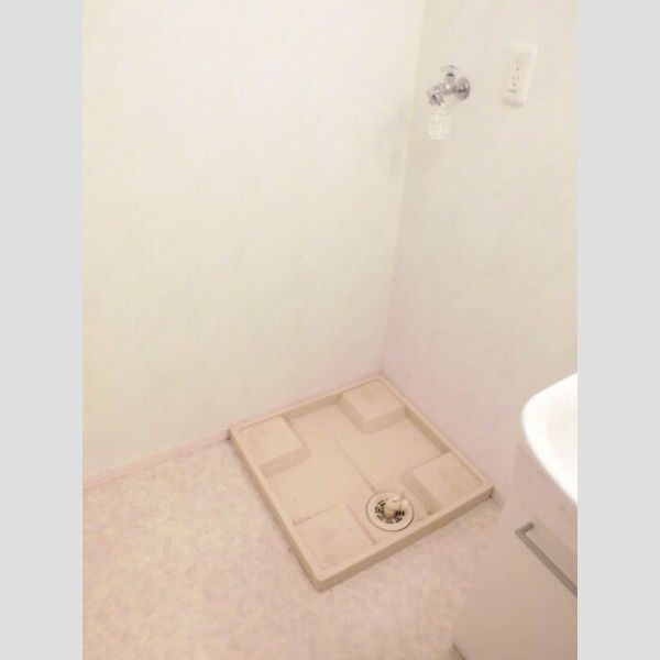 Ya-ECO House202号室 室内洗濯機置き場