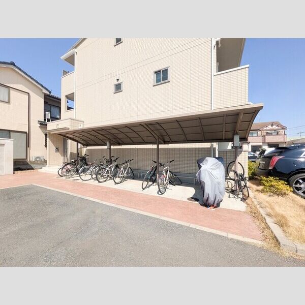 ソレイユ　C301号室 駐輪場