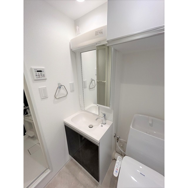 SOLASIA residence南大塚0402号室 内観