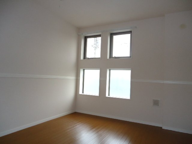 アークガーデンA 洋室