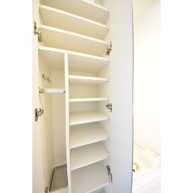 Court Blanche0404号室 内観