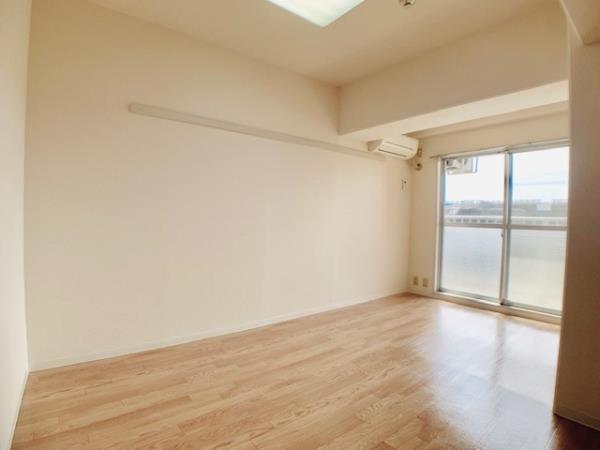 スカイプラザＩＩＩ7階 リビング