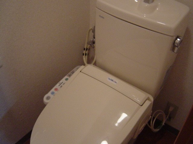 ポスト・マローネ00503号室 シャワー付トイレ